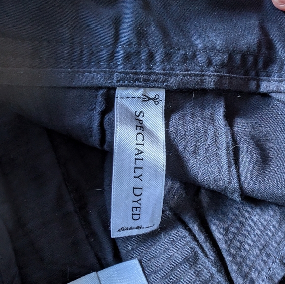 Eddie Bauer Vashon Fit Navy Pants - 10P - Navy - Gently Used - Super Soft Fabric - Picture 10 of 15